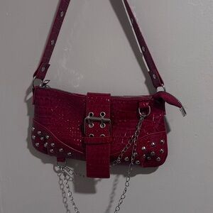 Elegant Burgundy Croc-Embossed Shoulder Bag